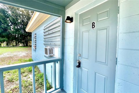 House in St. Lucie, Florida 2 bedrooms, 111.48 sq.m. № 2051824 - photo 3