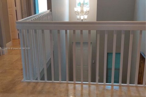 Townhouse in Hollywood, Florida 4 bedrooms, 215.16 sq.m. № 1927990 - photo 21