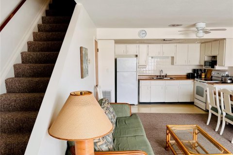 Condo in Holiday, Florida, 2 bedrooms  № 1750108 - photo 14