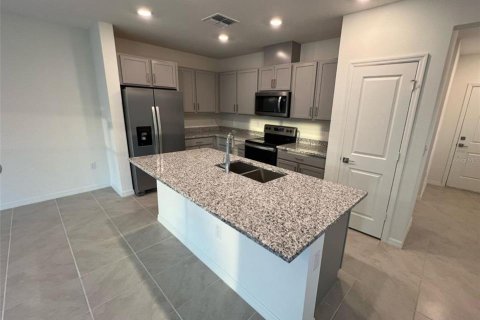 Adosado en alquiler en Davenport, Florida, 3 dormitorios, 156.73 m2 № 1849694 - foto 4