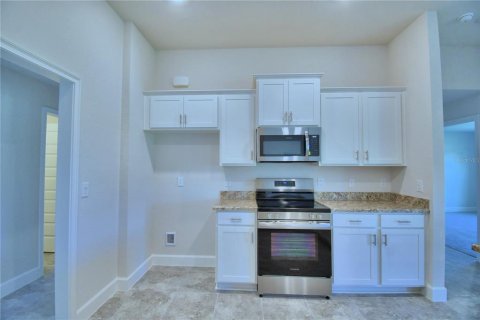Villa ou maison à vendre à Auburndale, Floride: 4 chambres, 233 m2 № 1724313 - photo 14