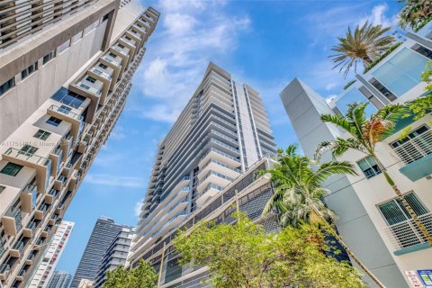 Condo in Miami, Florida, 3 bedrooms  № 1727855 - photo 3