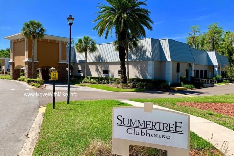 Condo in New Port Richey, Florida, 2 bedrooms  № 1908678 - photo 16