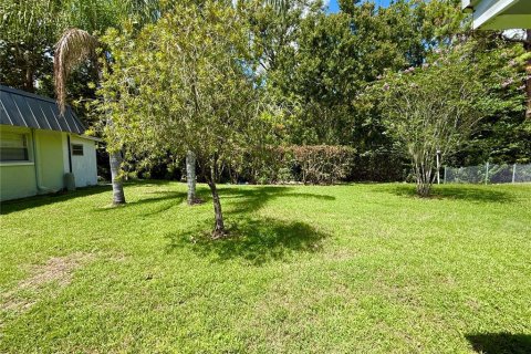 Condo in New Port Richey, Florida, 2 bedrooms  № 1908678 - photo 13