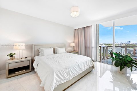 Copropriété à vendre à Miami Beach, Floride: 2 chambres, 130.06 m2 № 1882335 - photo 8