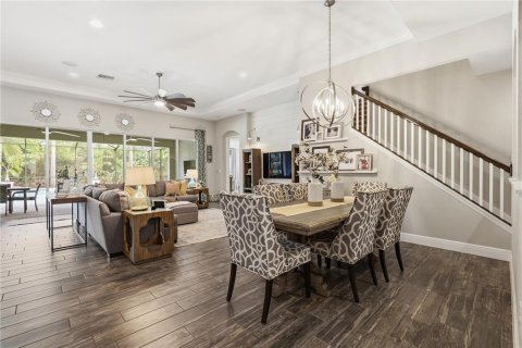Villa ou maison à vendre à Apollo Beach, Floride: 5 chambres, 306.67 m2 № 2436678 - photo 9