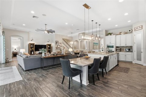 Villa ou maison à vendre à Apollo Beach, Floride: 5 chambres, 306.67 m2 № 2436678 - photo 12