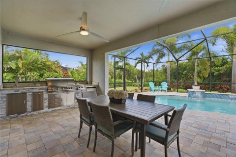 Villa ou maison à vendre à Apollo Beach, Floride: 5 chambres, 306.67 m2 № 2436678 - photo 24