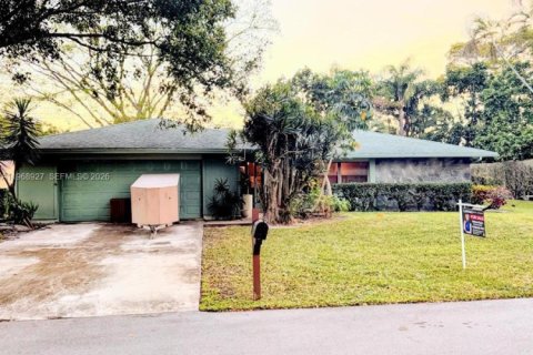 Casa en venta en Delray Beach, Florida, 3 dormitorios, 157.19 m2 № 2031819 - foto 2