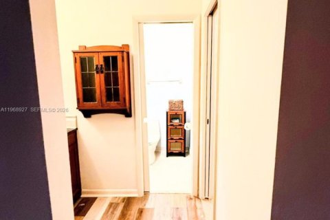 Casa en venta en Delray Beach, Florida, 3 dormitorios, 157.19 m2 № 2031819 - foto 16