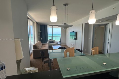 Condo in Sunny Isles Beach, Florida, 2 bedrooms  № 2052108 - photo 10