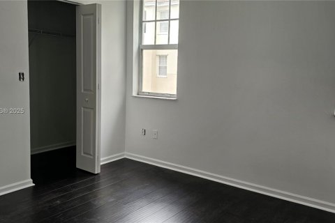 Condo in Coral Springs, Florida, 3 bedrooms  № 1878773 - photo 10