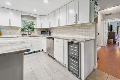 Casa en venta en Lutz, Florida, 5 dormitorios, 254.92 m2 № 1832893 - foto 3