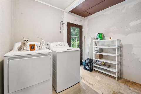 Casa en venta en Lutz, Florida, 5 dormitorios, 254.92 m2 № 1832893 - foto 22