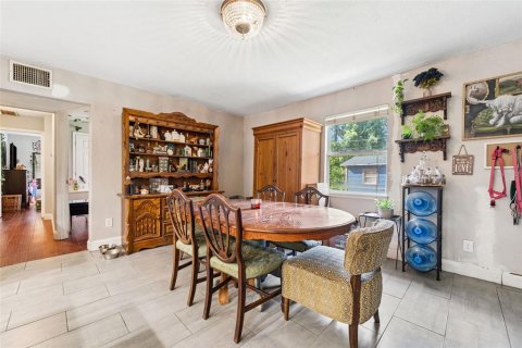 Casa en venta en Lutz, Florida, 5 dormitorios, 254.92 m2 № 1832893 - foto 5