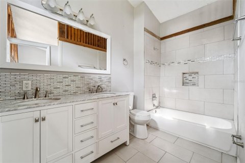 Casa en venta en Lutz, Florida, 5 dormitorios, 254.92 m2 № 1832893 - foto 27