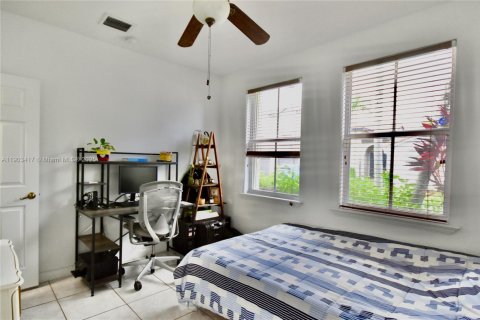 Villa ou maison à louer à Doral, Floride: 3 chambres, 144.83 m2 № 1965996 - photo 17