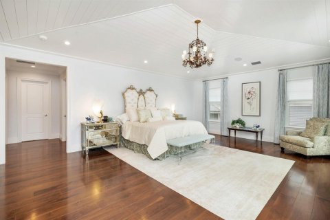 House in West Palm Beach, Florida 4 bedrooms, 477.24 sq.m. № 2243562 - photo 21