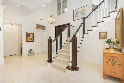 House in West Palm Beach, Florida 4 bedrooms, 477.24 sq.m. № 2243562 - photo 5