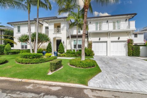 House in West Palm Beach, Florida 4 bedrooms, 477.24 sq.m. № 2243562 - photo 2