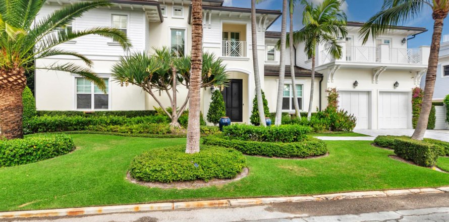 House in West Palm Beach, Florida 4 bedrooms, 477.24 sq.m. № 2243562
