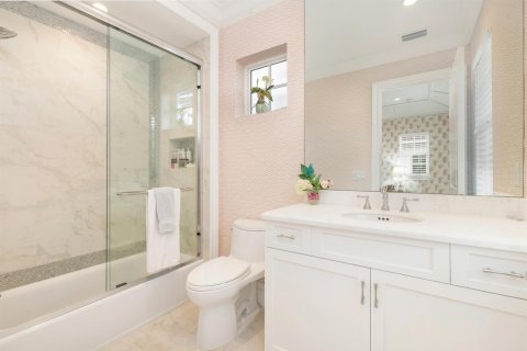 House in West Palm Beach, Florida 4 bedrooms, 477.24 sq.m. № 2243562 - photo 29