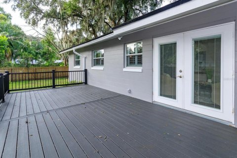 House in Maitland, Florida 3 bedrooms, 161.09 sq.m. № 2396406 - photo 26