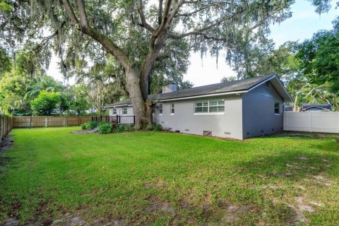 House in Maitland, Florida 3 bedrooms, 161.09 sq.m. № 2396406 - photo 29