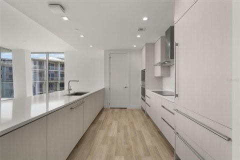 Copropriété à vendre à Tampa, Floride: 3 chambres, 168.25 m2 № 1900393 - photo 4