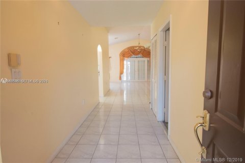 Casa en venta en Miami, Florida, 3 dormitorios, 151.52 m2 № 2007981 - foto 17
