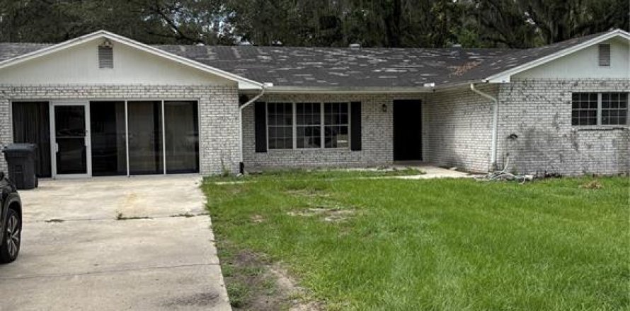 House in Brandon, Florida 3 bedrooms, 214.7 sq.m. № 1815841