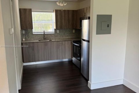 Appartement à louer à Miami, Floride: 2 chambres № 1953683 - photo 2