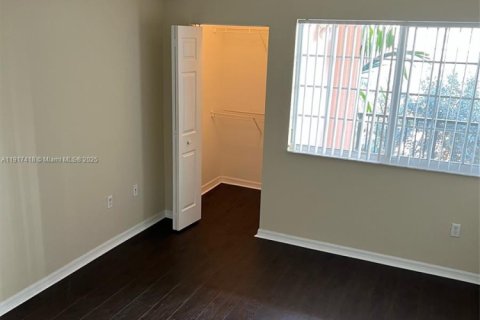 Купить кондоминиум в Форт-Лодердейл, Флорида 1 спальня, 73.76м2, № 2017053 - фото 23