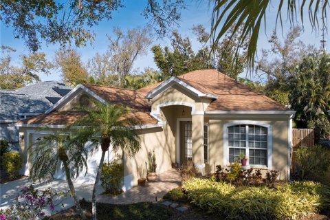 House in Sarasota, Florida 3 bedrooms, 184.88 sq.m. № 2354788 - photo 2