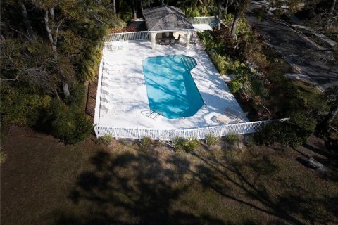 House in Sarasota, Florida 3 bedrooms, 184.88 sq.m. № 2354788 - photo 19