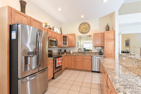 House in Sarasota, Florida 3 bedrooms, 184.88 sq.m. № 2354788 - photo 6