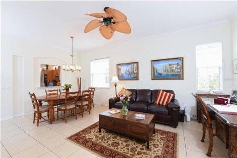 House in Sarasota, Florida 3 bedrooms, 184.88 sq.m. № 2354788 - photo 3