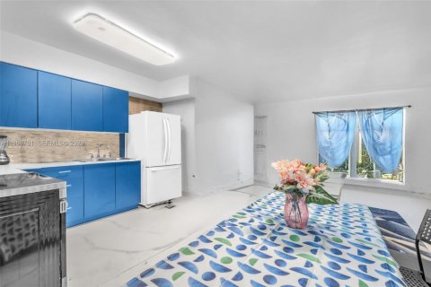 Купить виллу или дом в Норт-Майами, Флорида 3 спальни, 108.97м2, № 2051044 - фото 8