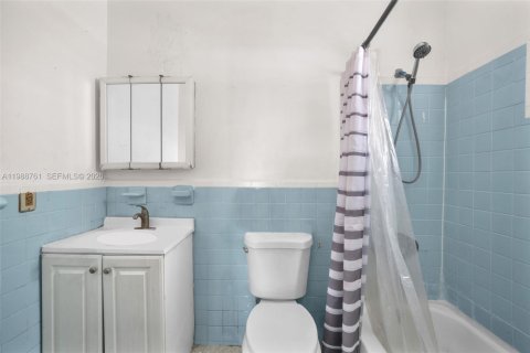 Купить виллу или дом в Норт-Майами, Флорида 3 спальни, 108.97м2, № 2051044 - фото 19