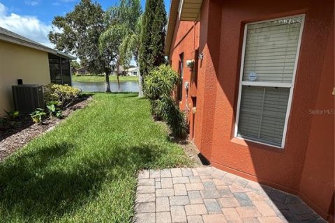 House in Poinciana, Florida 2 bedrooms, 116.87 sq.m. № 1900421 - photo 4