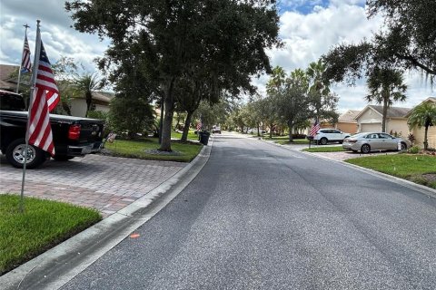 House in Poinciana, Florida 2 bedrooms, 116.87 sq.m. № 1900421 - photo 13