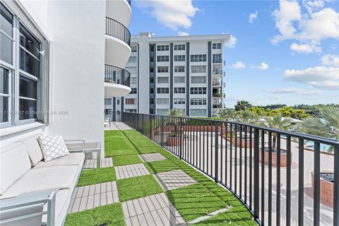 Copropriété à vendre à Miami Beach, Floride: 3 chambres, 196.49 m2 № 1955387 - photo 21