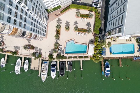Copropriété à vendre à Miami Beach, Floride: 3 chambres, 196.49 m2 № 1955387 - photo 3