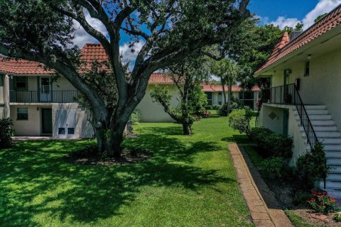 Condo in Boca Raton, Florida, 2 bedrooms  № 2242750 - photo 16