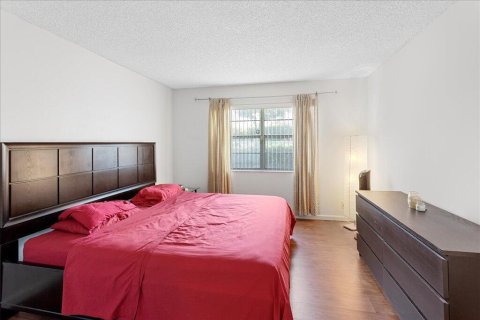Condo in Boca Raton, Florida, 2 bedrooms  № 2242750 - photo 8