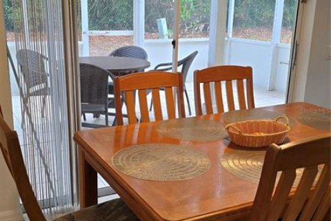 Townhouse in Kissimmee, Florida 4 bedrooms, 152.82 sq.m. № 1565951 - photo 12