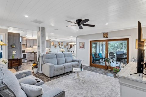 Adosado en venta en Seminole, Florida, 2 dormitorios, 163.97 m2 № 2126161 - foto 9
