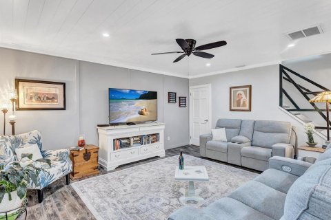 Adosado en venta en Seminole, Florida, 2 dormitorios, 163.97 m2 № 2126161 - foto 10