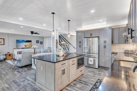 Adosado en venta en Seminole, Florida, 2 dormitorios, 163.97 m2 № 2126161 - foto 17