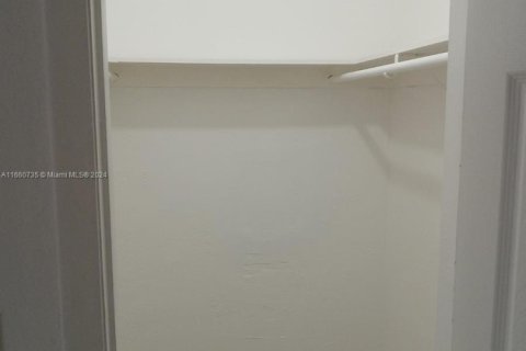 Copropriété à vendre à Hialeah, Floride: 1 chambre, 54.16 m2 № 1938337 - photo 28